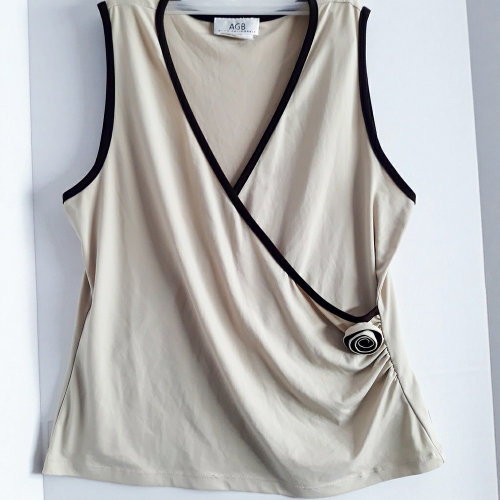 AGB Byer California short sleeve blouse